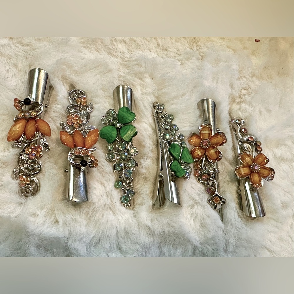 Hair clips